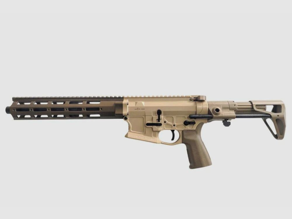 dar DAR-15 Blackout CQB .300AAC Blackout