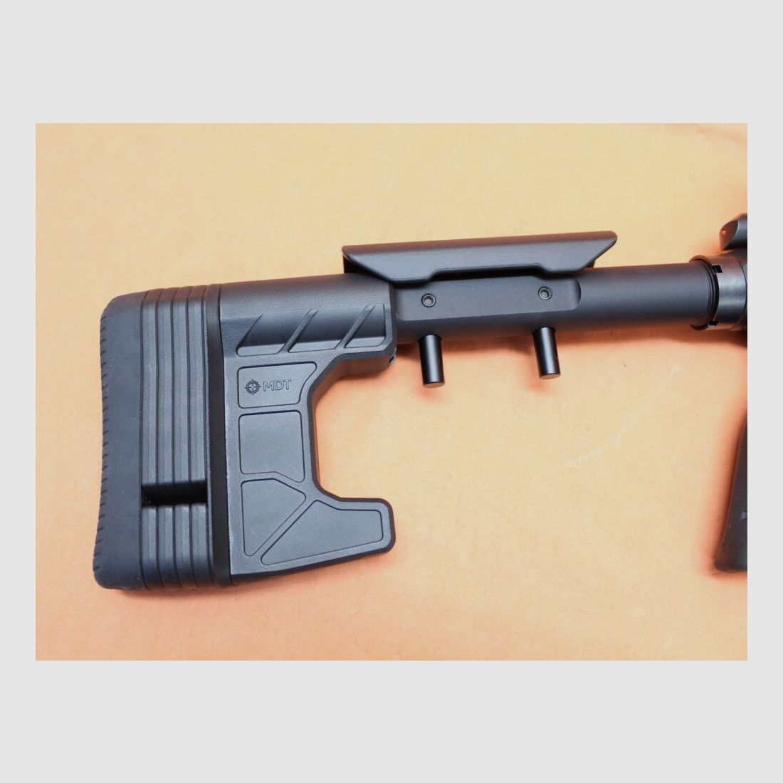 CZUB Rep.Büchse .22lr CZUB CZ457 MDT Chassis 20" Varmint Lauf/ Gewinde 1/2-20