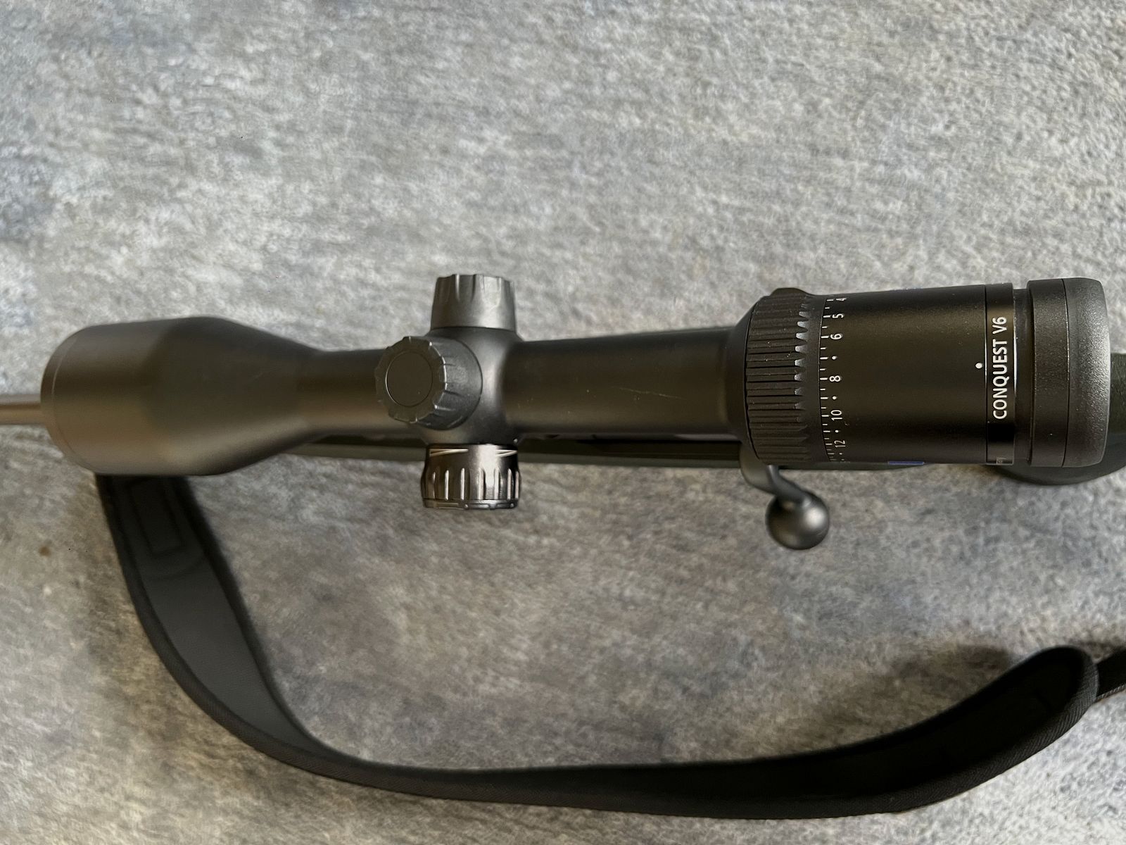 Blaser R8 Professional Success (sinistra)