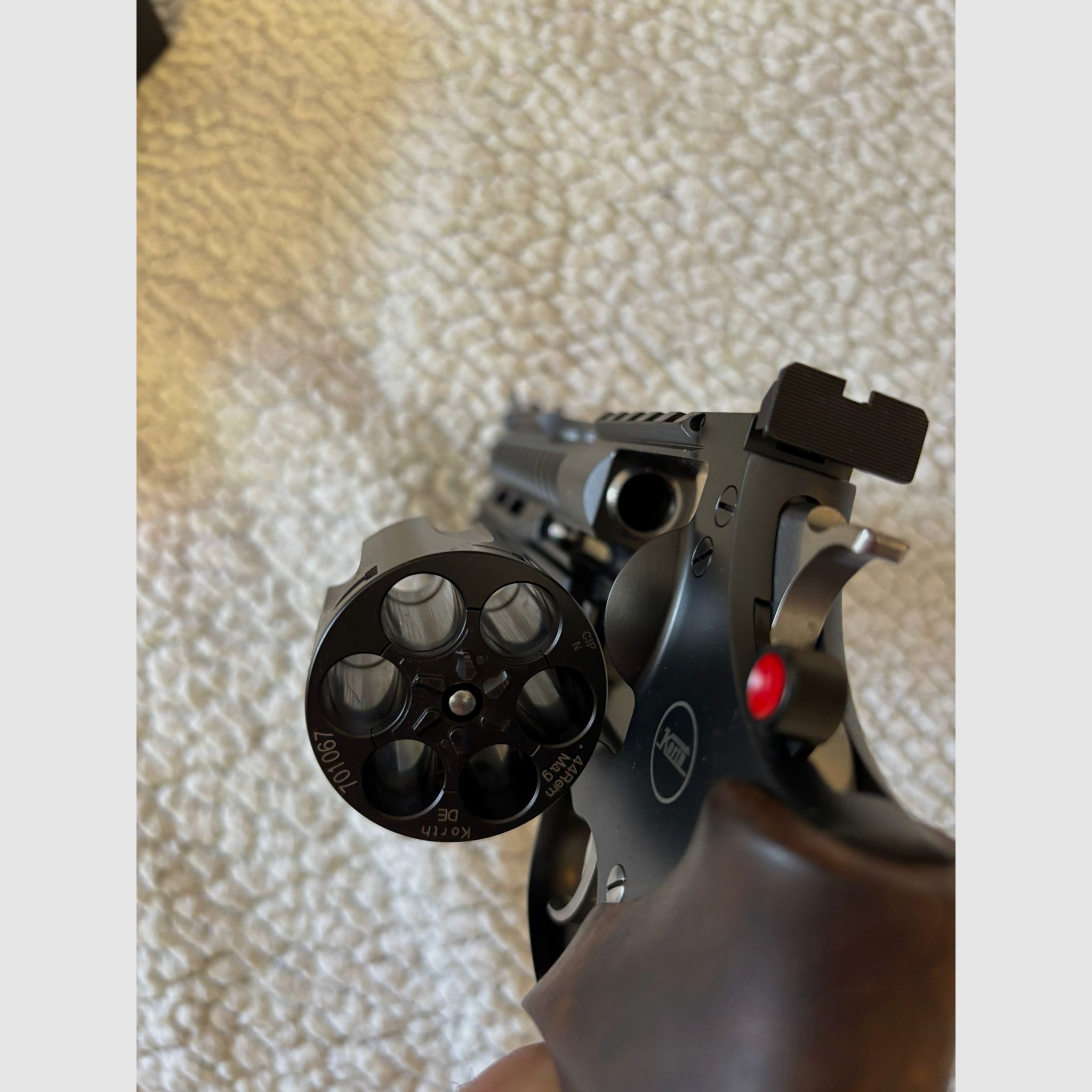 Korth Revolver .44 Magnum – langer Lauf – neuwertiger Zustand