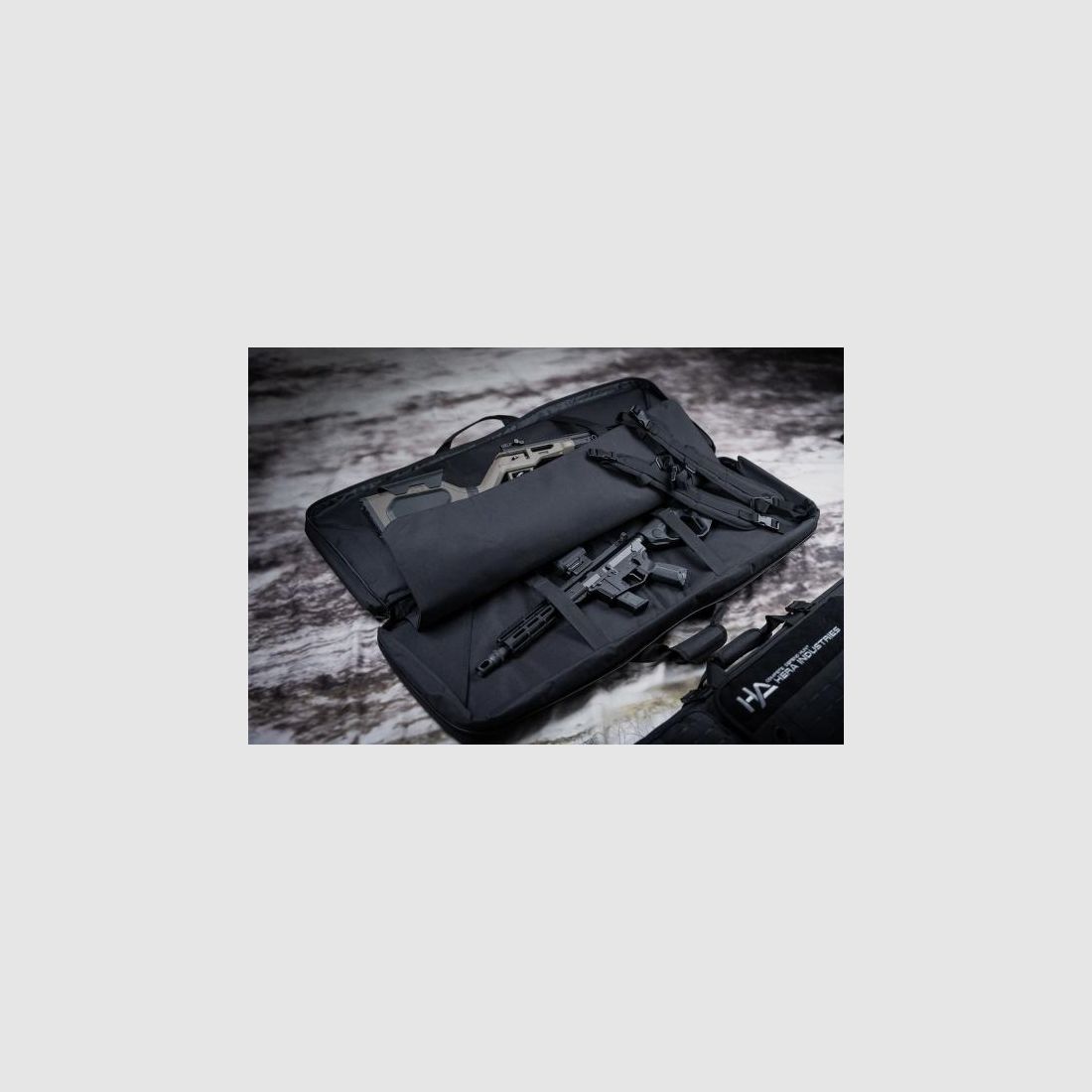 HERA-Arms Futteral f. Langwaffe TACTICAL RIFLE BAG SHORT black 80cm innen m. Außentaschen