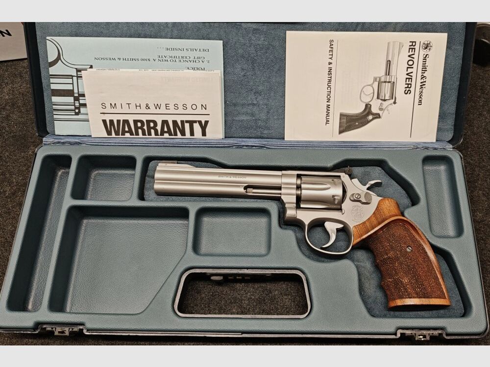 Smith & Wesson 617 Target Champion