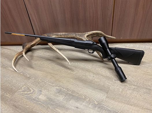 Browning	 A-Bolt 3 Compo, mit Hawke Vantage 2,5-10x50