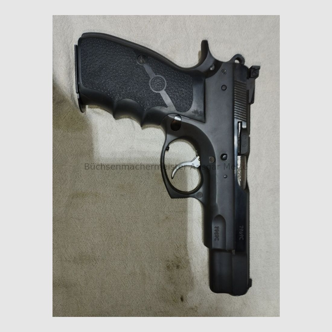 CZ 75 M incl. Sportvisier, Holster und Ersatzmagazin	 75 M