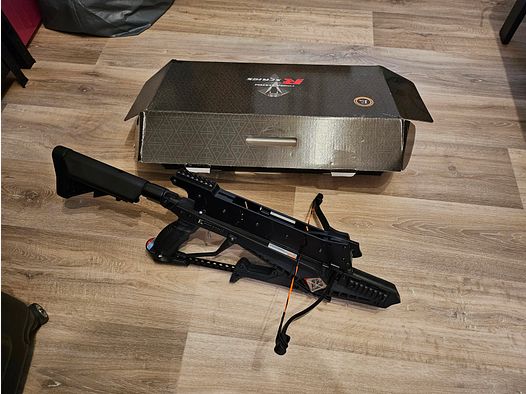 Cobra Adder EK Boogschieten met veel accessoires