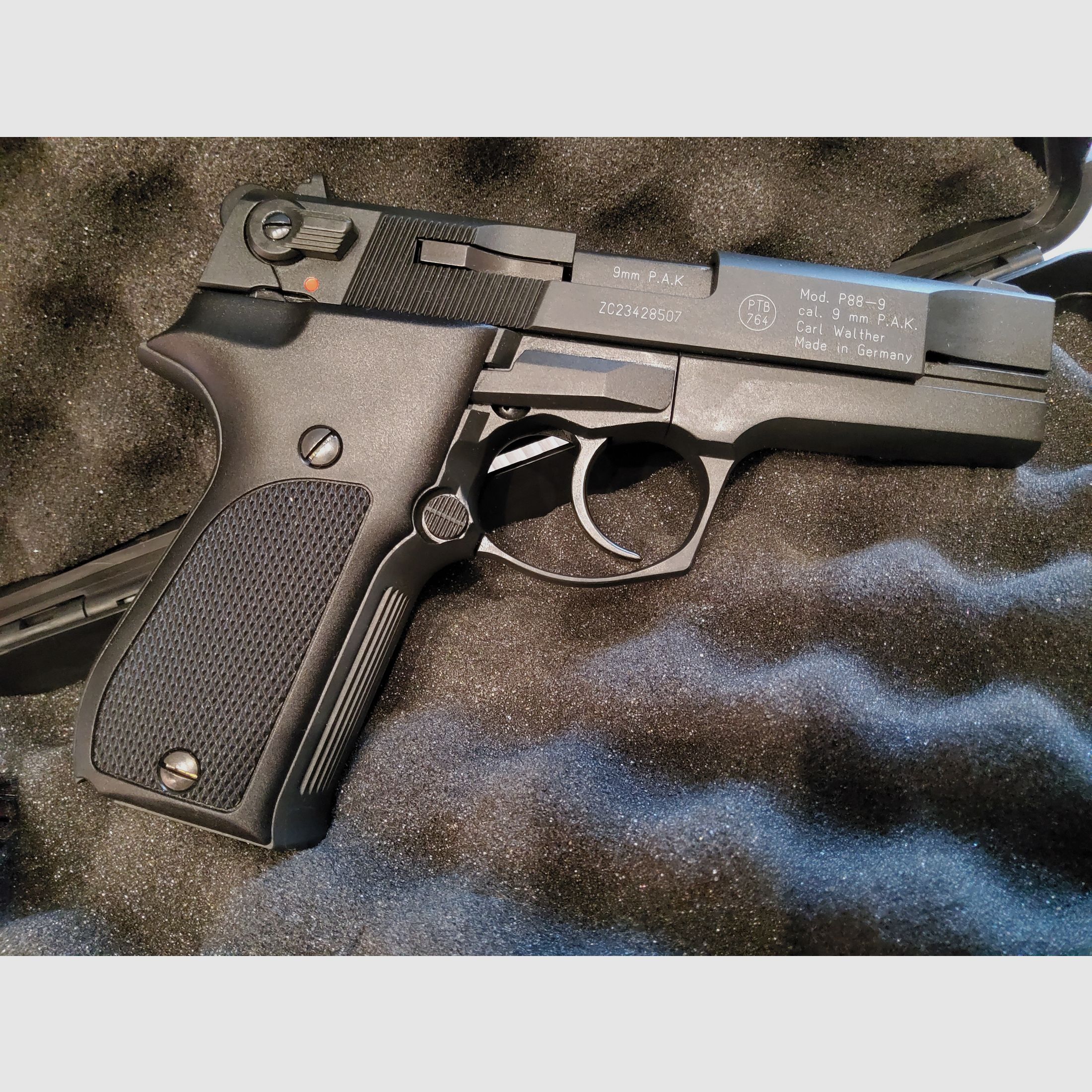 Walther P88 9 mm P.A.K. Schreckschuss