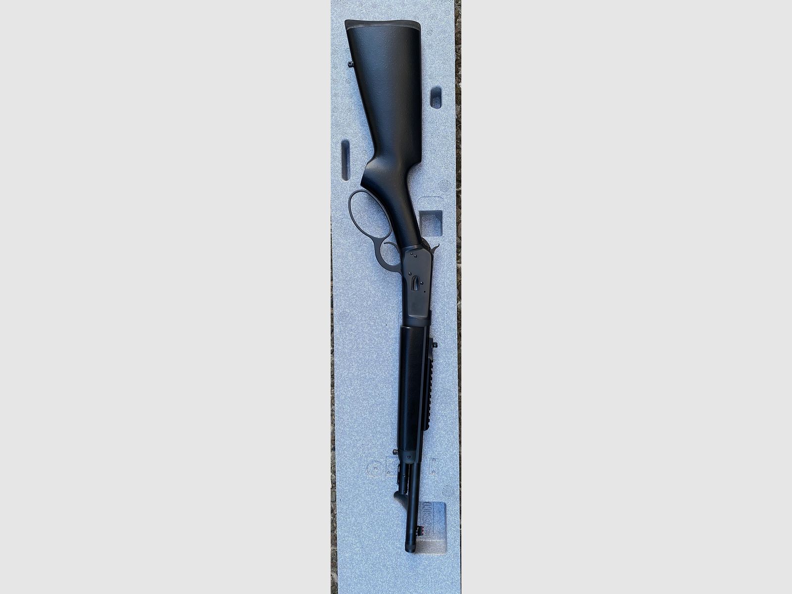 UHR Chiappa Wildlands, 44 Mag, like Winchester 92
