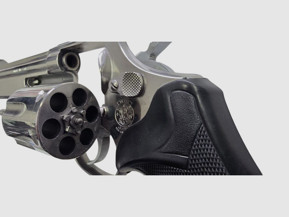 Smith & Wesson M686-1