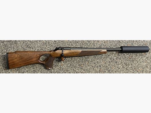 Blaser R93 9,3x62 mit Holz-Lochschaft, 50cm Lauf und Jaki Semi Classic Schalldämpfer