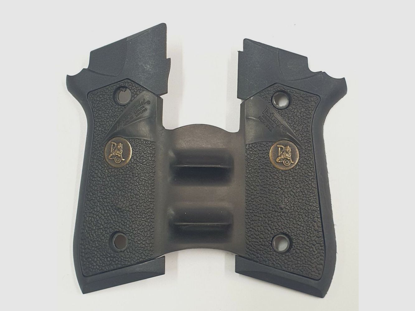 Pachmayr grippanelen voor Taurus PT-99 pistool