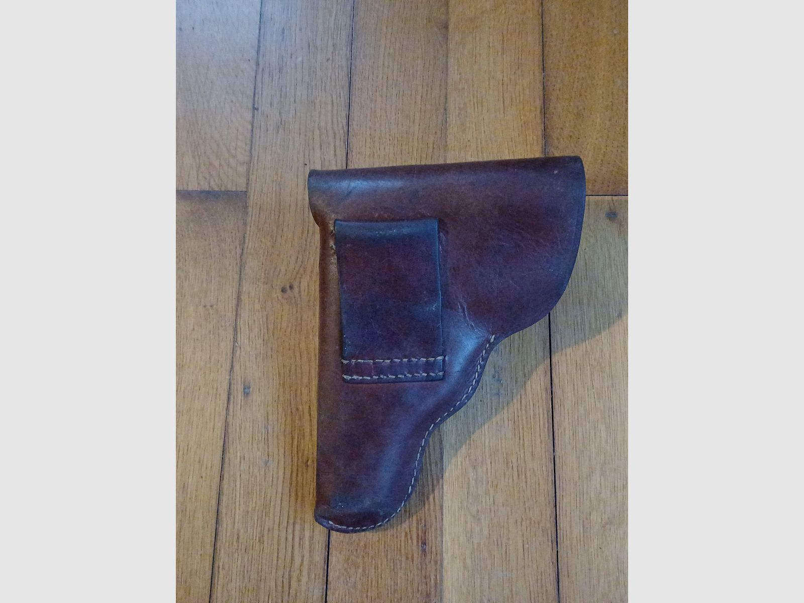 Pistol holster magazine pouch World War I World War II