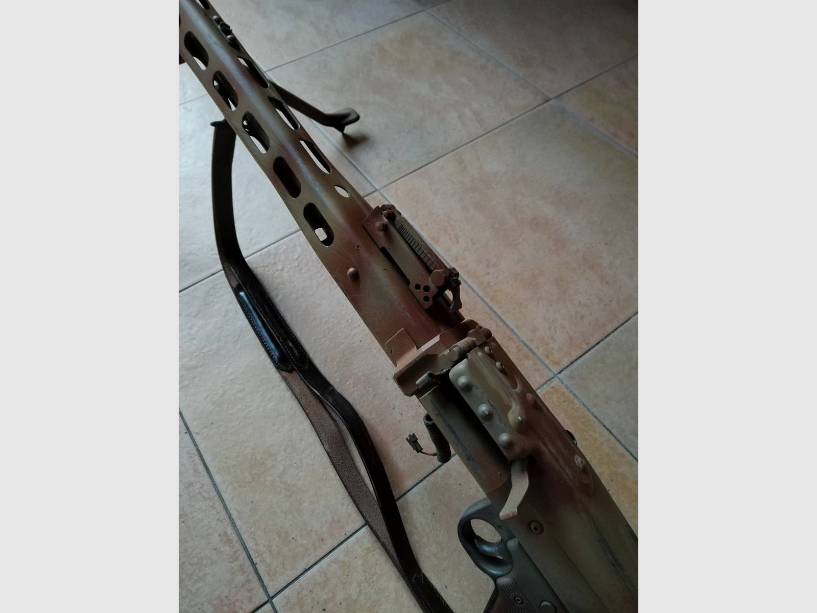 Airsoft AGM MG42 custom