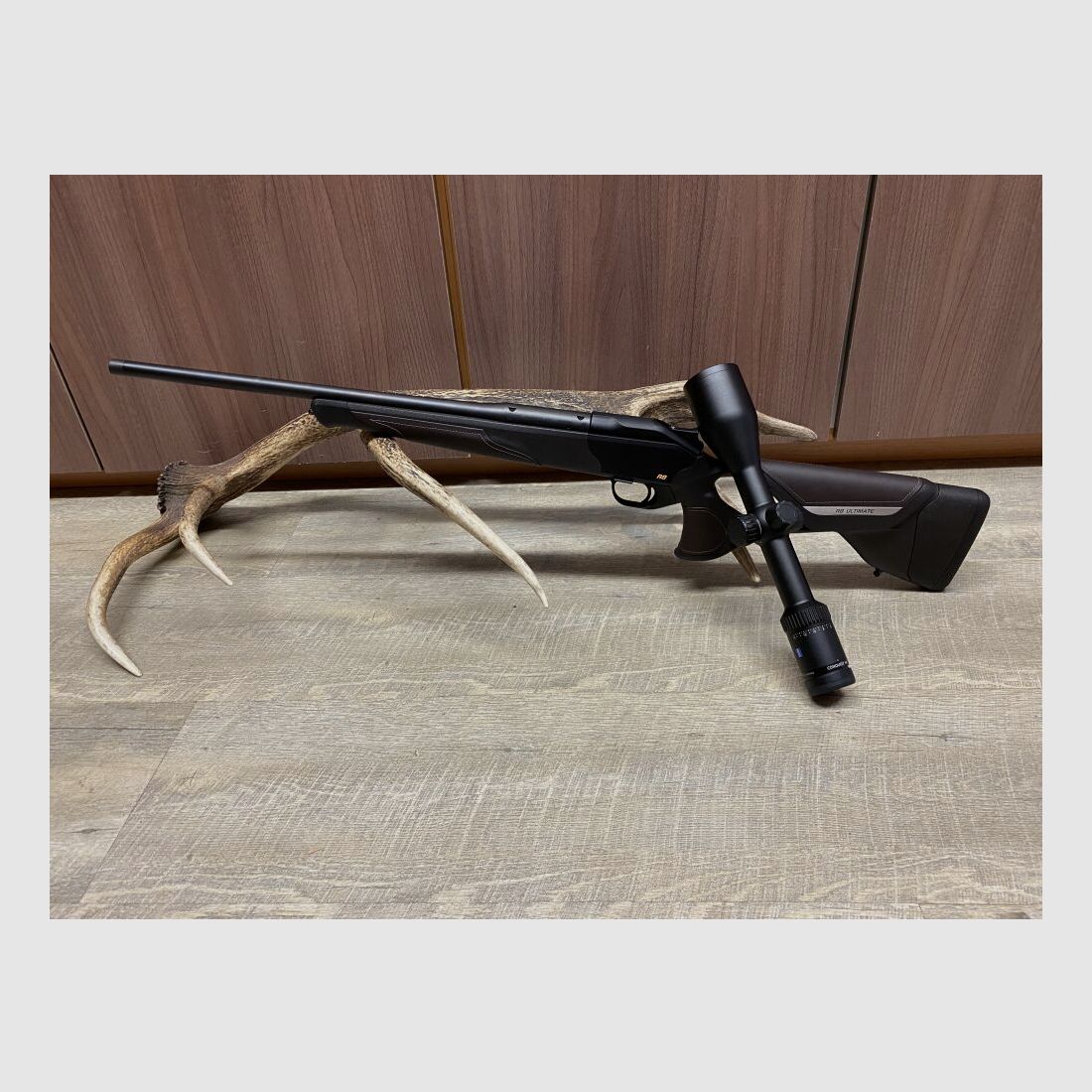 Blaser R8 Ultimate Leather, met Zeiss Conquest V6 2,5-15x56 M, kortloop