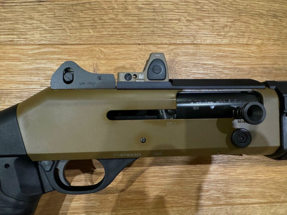 Benelli	 Benelli M4 Super 90 TS A1 36cm FDE mit Trijicon RMR