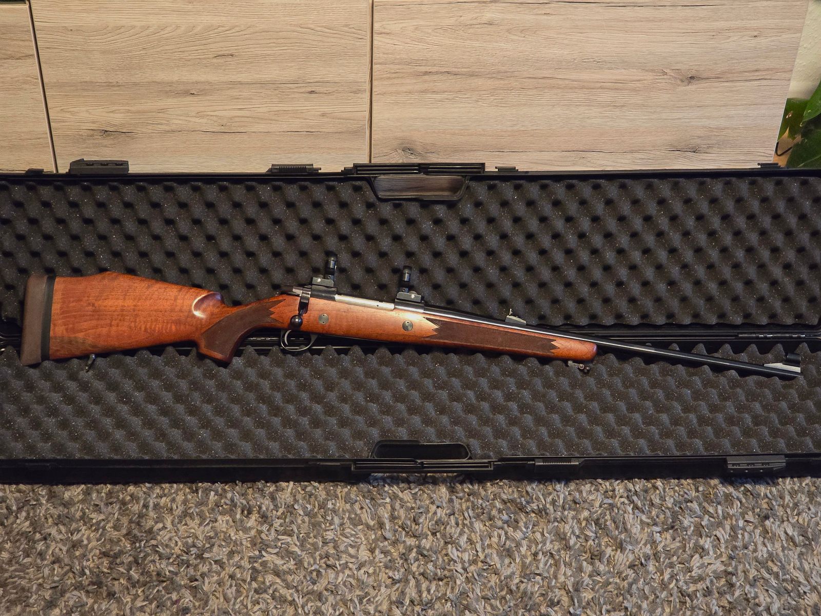 Sako AV .375 H&H Afrikabüchse mit 30mm Ringmontage