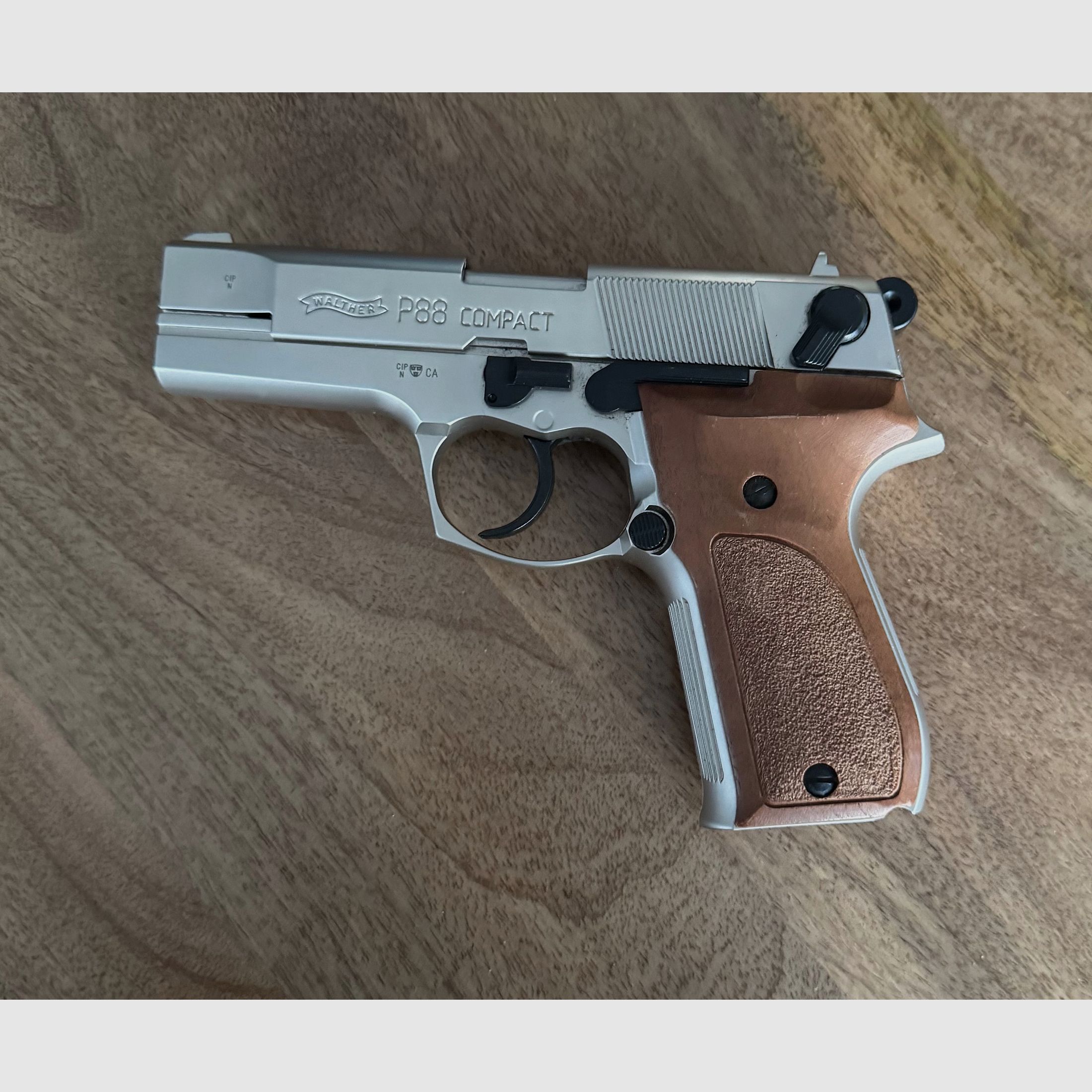 WALTHER P88 COMPACT (Schreckschuss) -wie neu