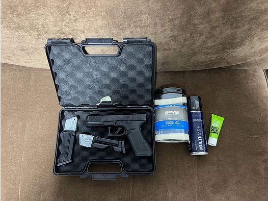 Umarex Glock 17 Gen 5 Kaliber 0.43 T4E RAM inkl 2 Magazinen Paintball Makierer mit OVP und Kreidebällen