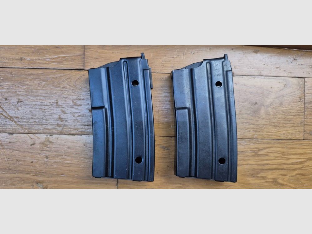 Sehr schöne kleine Büchse RUGER MINI 14 Ranch Rifle – Kal. 222 Rem. – Zielfernrohr Laurell 3-9×32 – Sehr schöner Brünierung zu 99 % – Sehr schönes Holz – Mechanik einwandfrei – Sehr schöner Lauf – Super Gelegenheit 100% purer Spaß – Geliefert mit Gewehrriemen und drei Magazinen! – TBE++, Bild 34 von 34