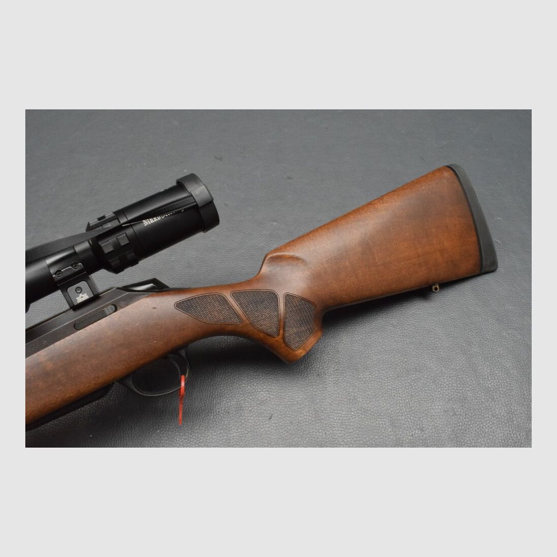 Tikka T3x Komplettset mit Zielfernrohr und Schalldämpfer ideal für Jungjäger