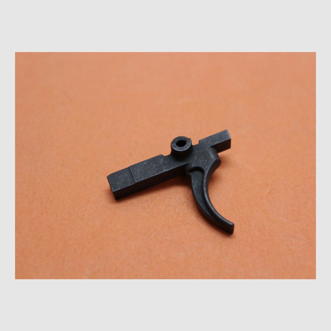 DPMS AR-15: Grilletto Standard Piccolo Pin .154" DPMS Abzugszüngel, immagine 1 di 3