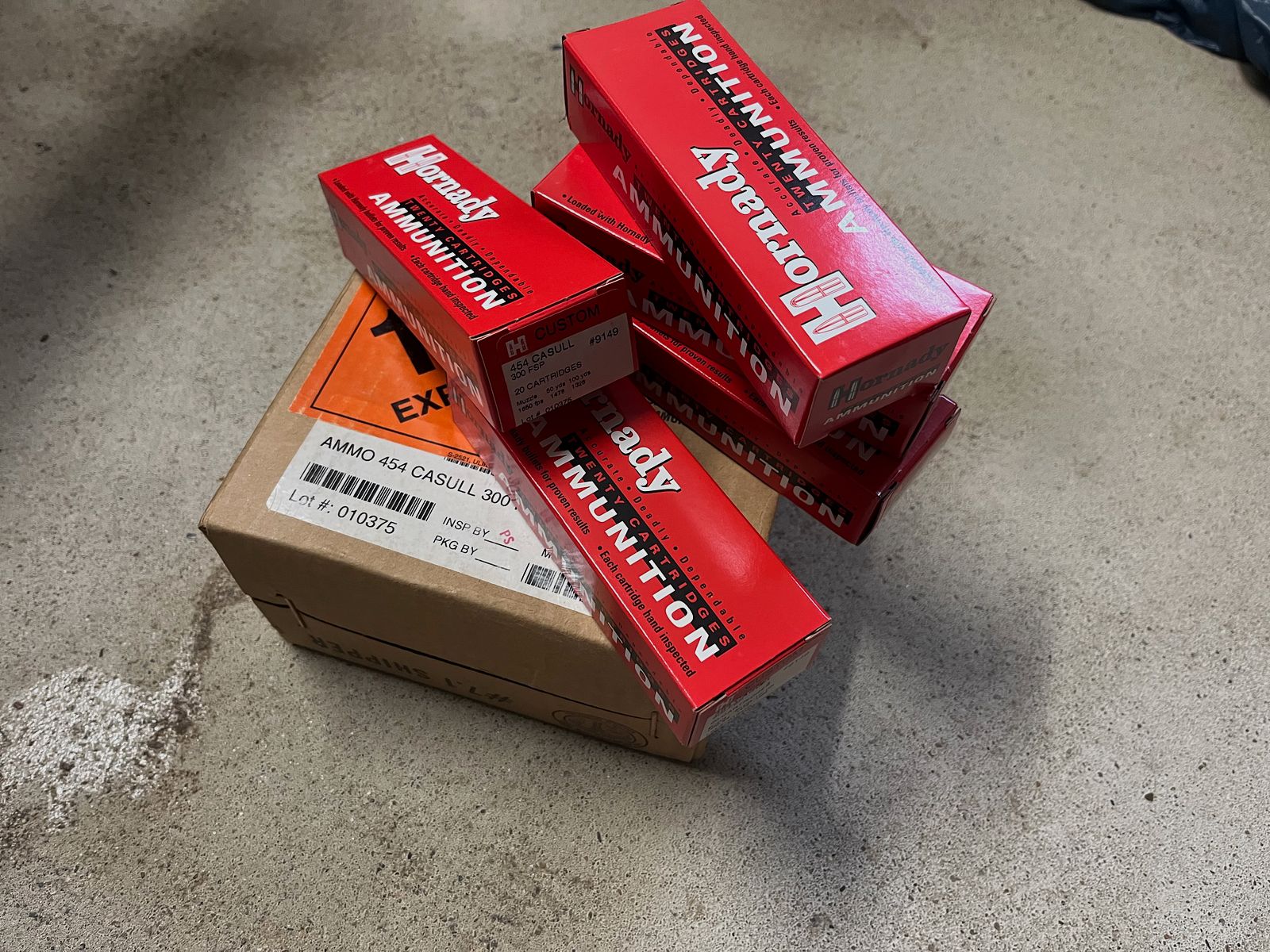 Cartuchos de revólver Hornady Custom .454 Casull 300FSP #9149