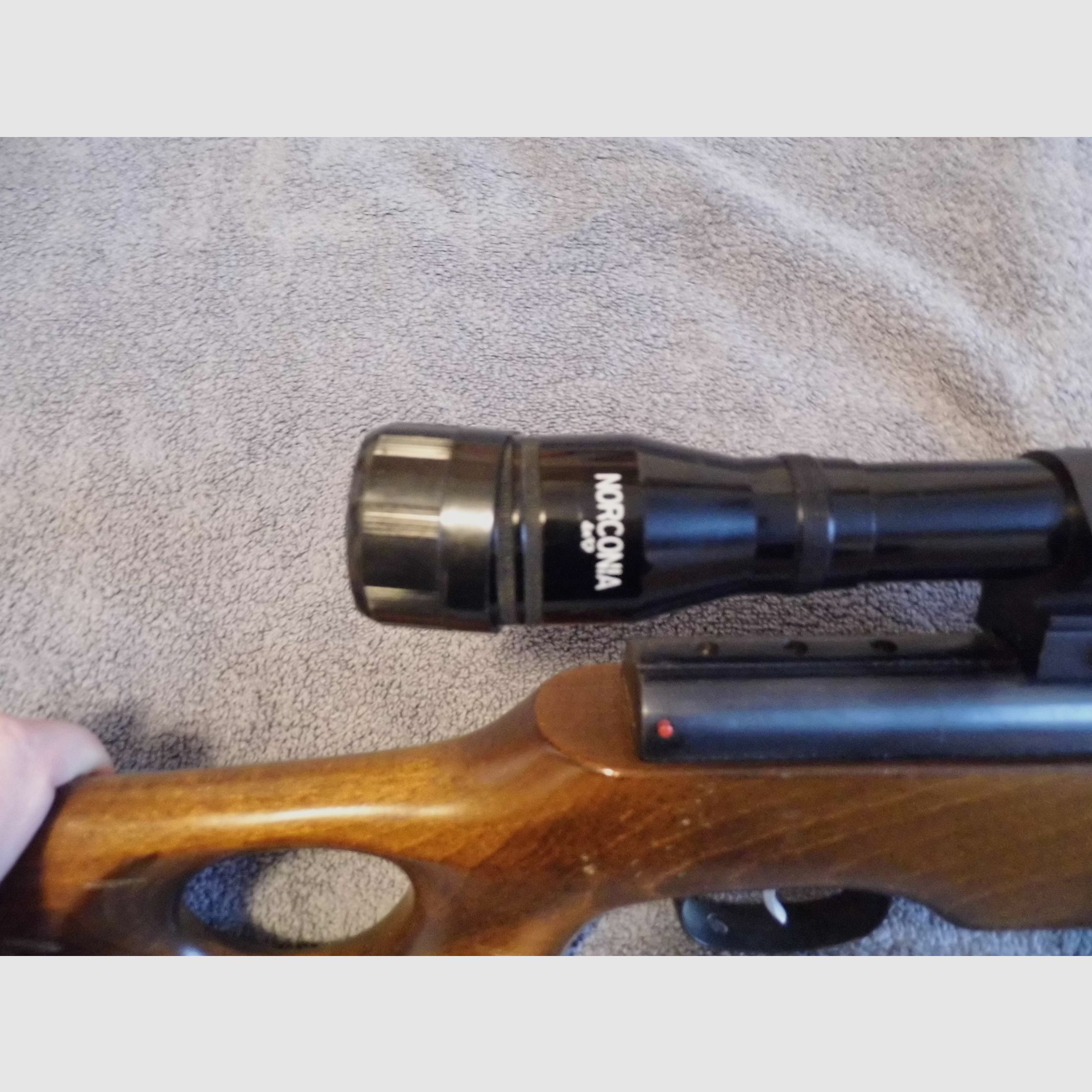 Weihrauch HW 35 Cal. 4,5 mm con mira telescópica