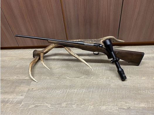 Mauser M12 Pure, z Meopta MeoStar R1r 3-12x56 RD