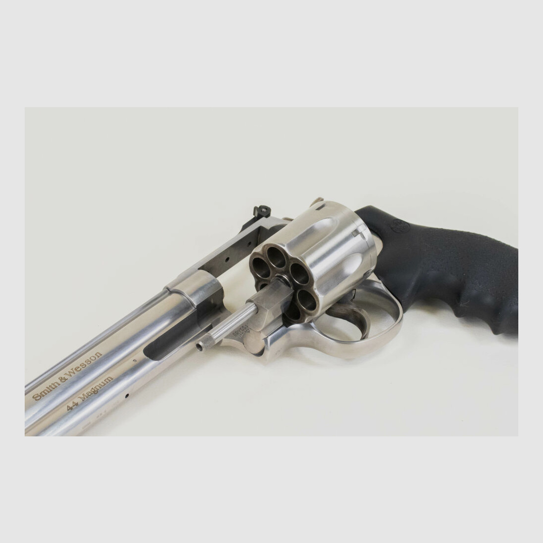 Smith & Wesson 629-4 Revolver