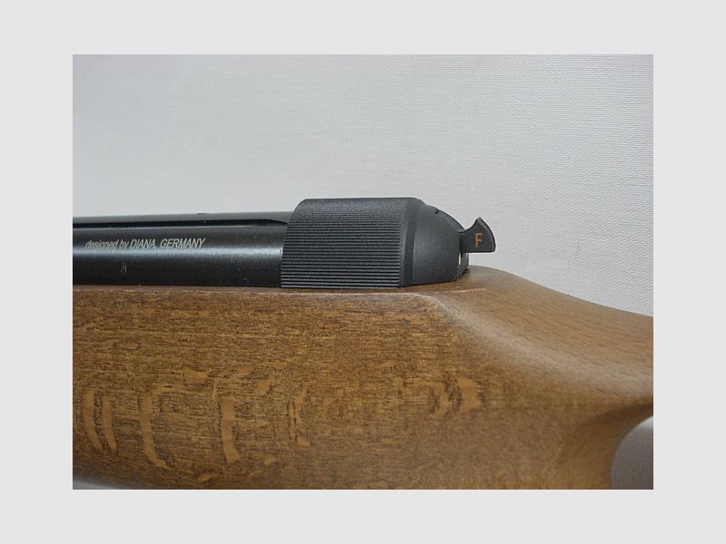 Deux-cinquante incl. ZF 3-9x32 AO - Cal.4,50mm, crosse trouée -F-