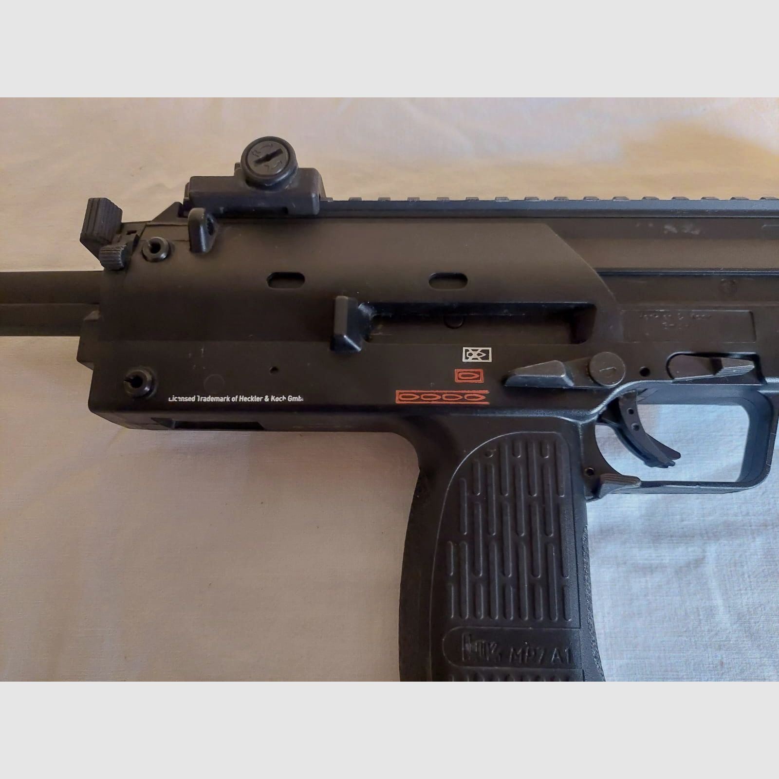 HK Mp7A1 6mm GBB + Tasmanian Tiger Tasche 