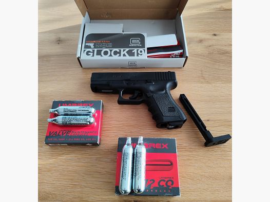 Umarex Glock 19 4.5mm BB used