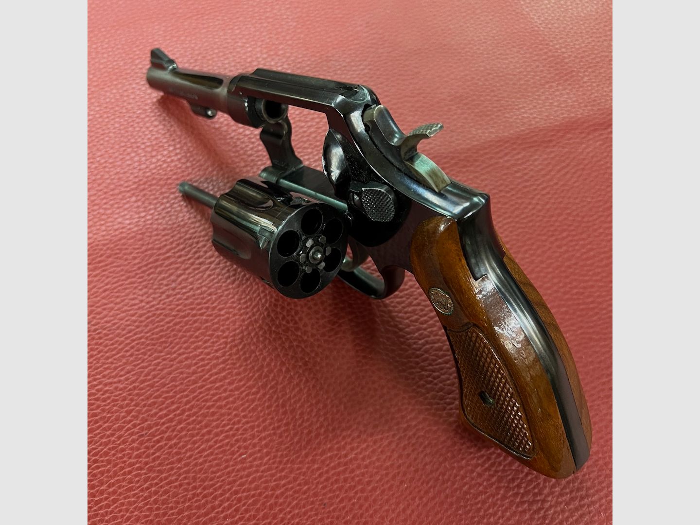 Smith & Wesson Mod 10-7, immagine 2 di 4