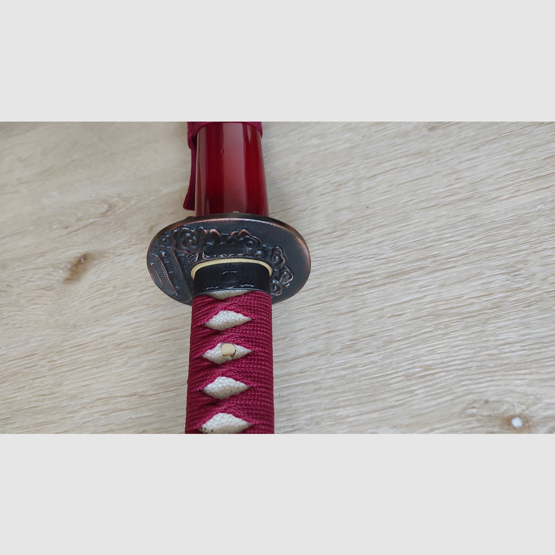 Katana, Samuraischwert rot mit Stoffbeutel geschliffene Klinge