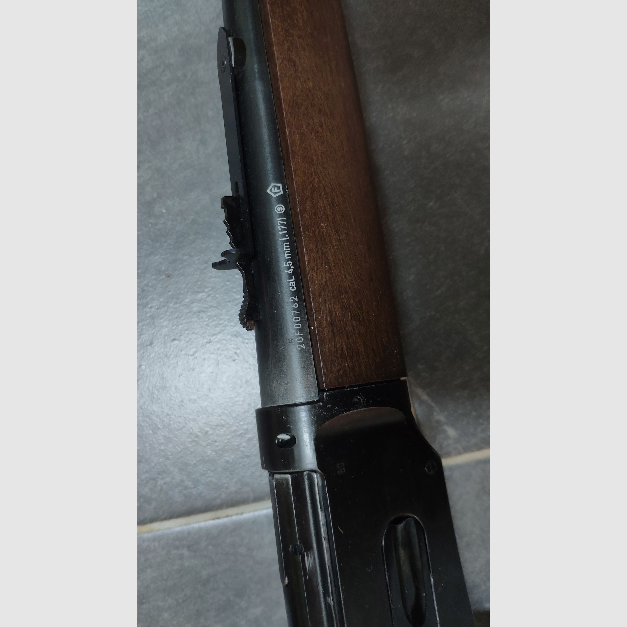 Legends Cowboy Rifle