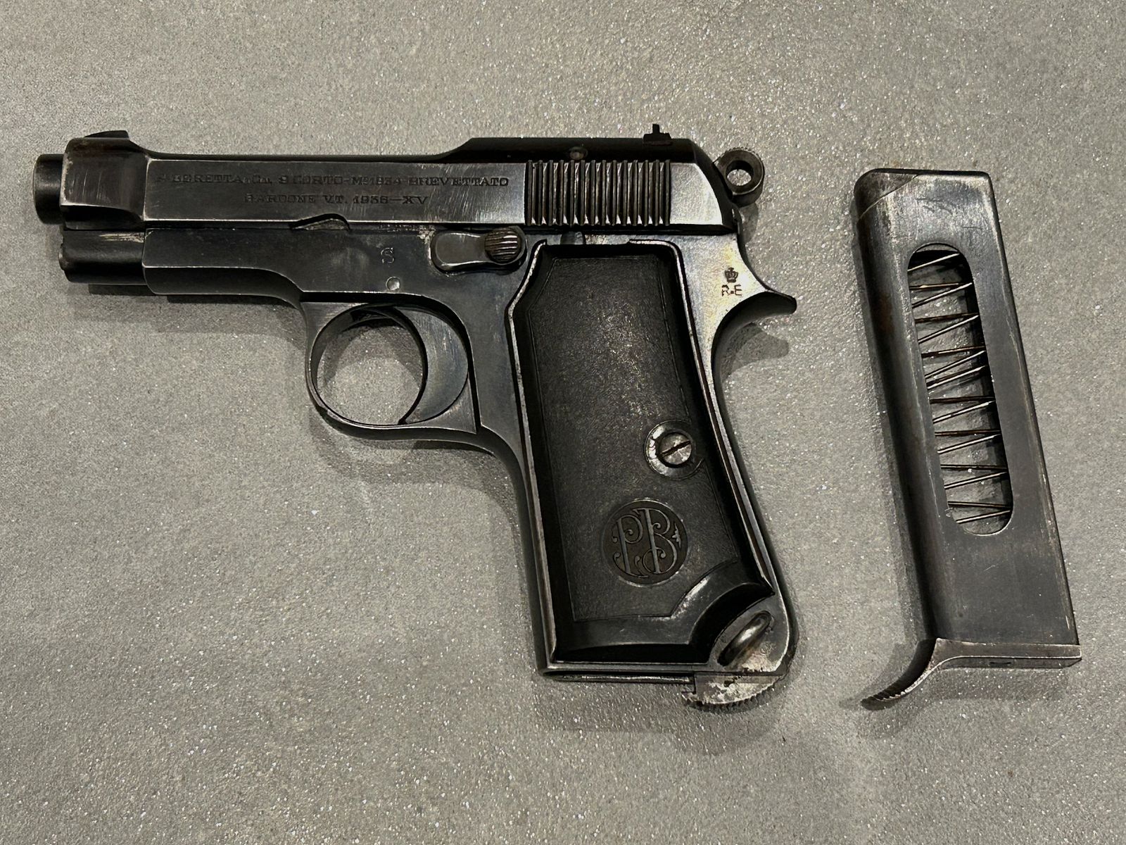 Beretta M1934 - 9mm corto italienische Militärwaffe 2. Weltkrieg