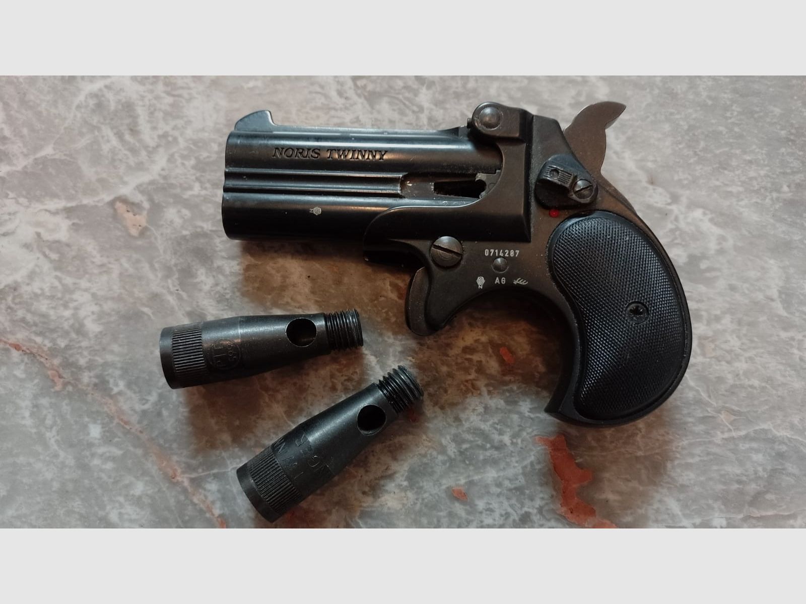 Noris Twinny Derringer Kal. 9mm / .380 - KNALL-GAS-SIGNAL-Defekt