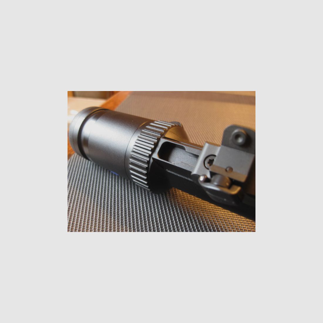 TOP NEUWERTIGES "Made in Germany" ZEISS V6 1,1 - 6 x 24 M (Innenschiene) sowie Absehen-60 und Original Blaser/Sauer Sattelmontage !! Für Blaser-Waffen und die neue Sauer 505 !! Kein Mauser-Swarovski-Leica-Steyr-Kahles-DDoptics-SteelAction