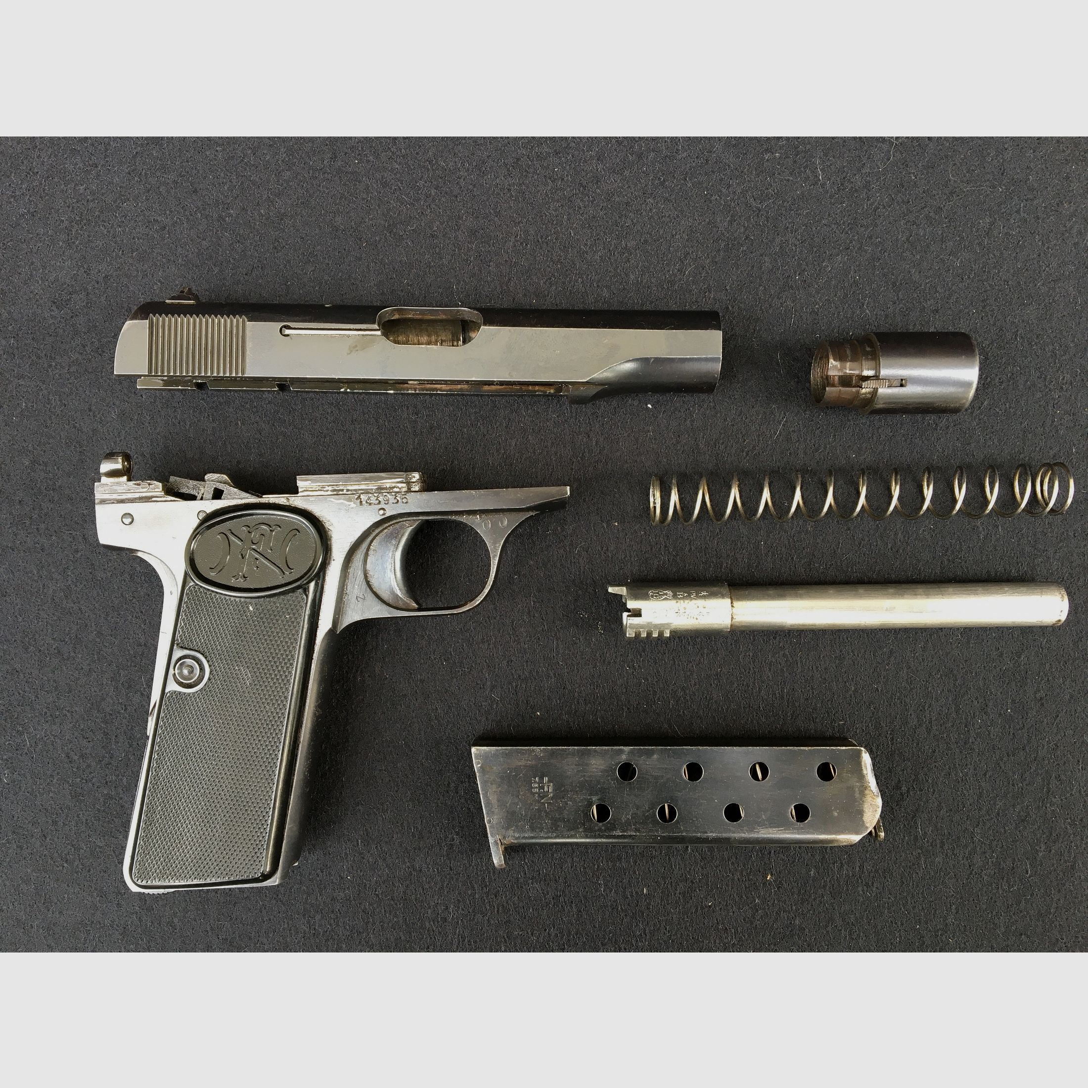 FN 10/22 pistol 7.65 Browning "Nasenbär