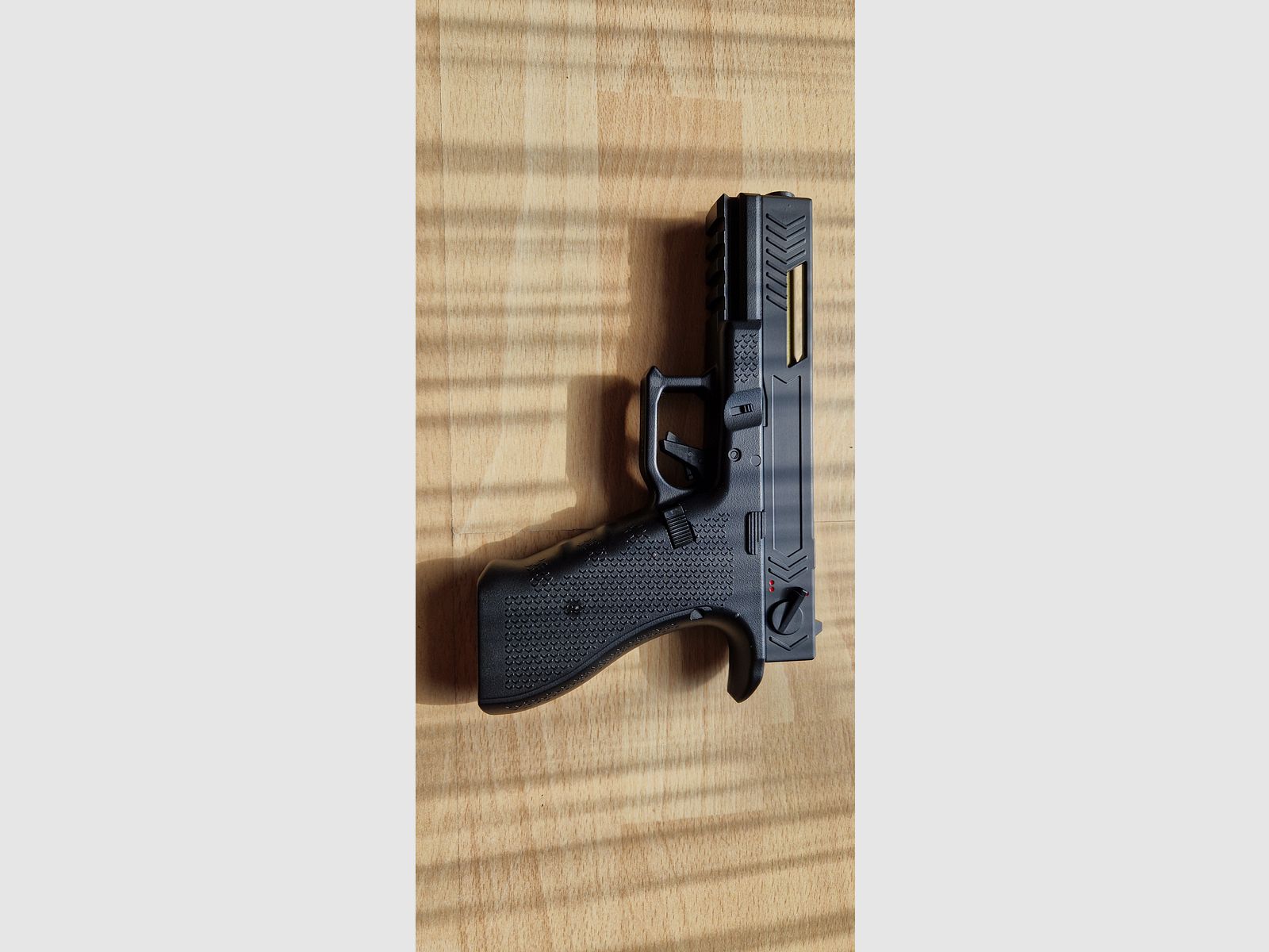 Cyma CM.131 Gen. 3 AEP pistol with Mosfet CM131 6mm Airsoft