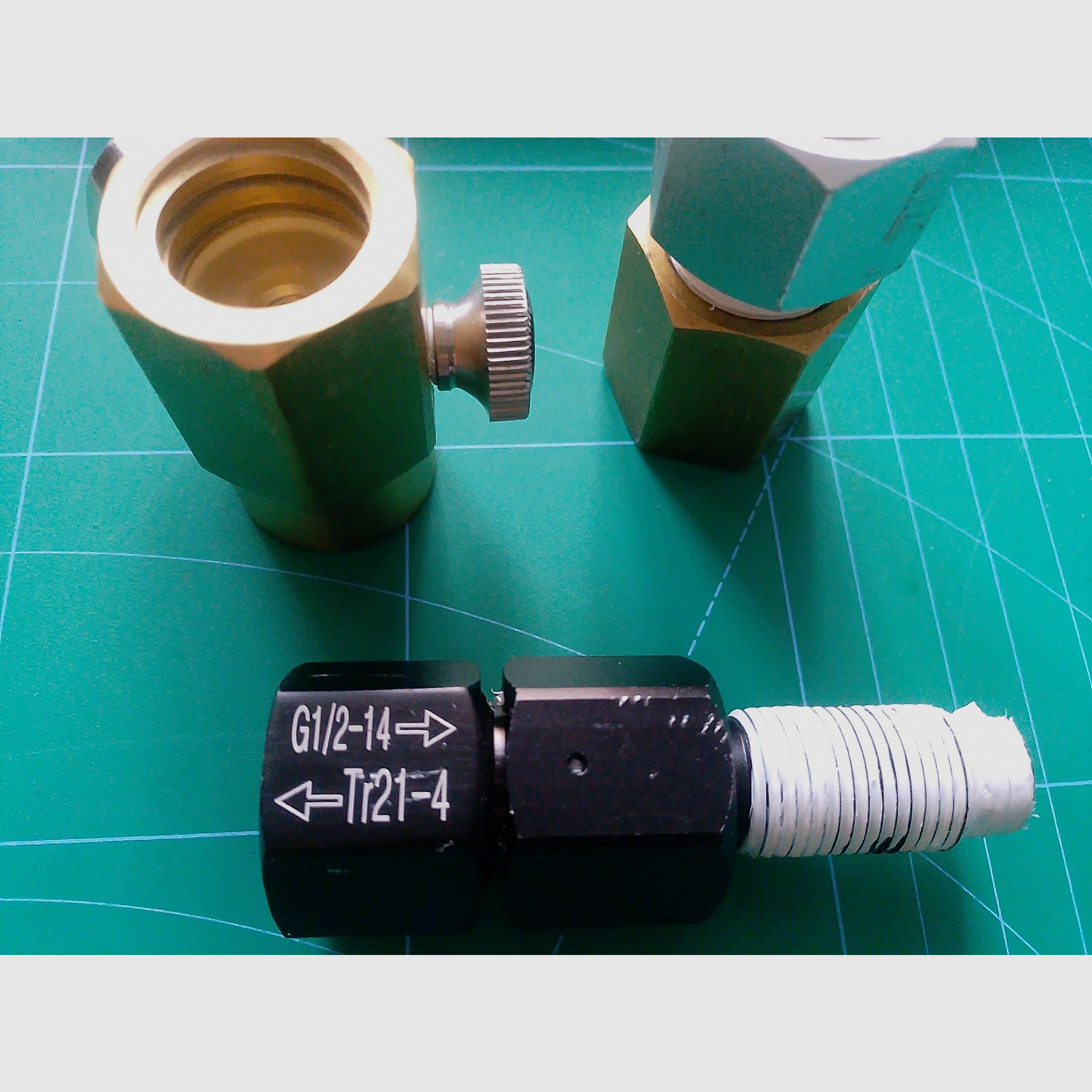 CO2 Adapter 88 Gramm + 12 Gramm Kartusche Adapter Soda Stream Airmagnum Gasflasche