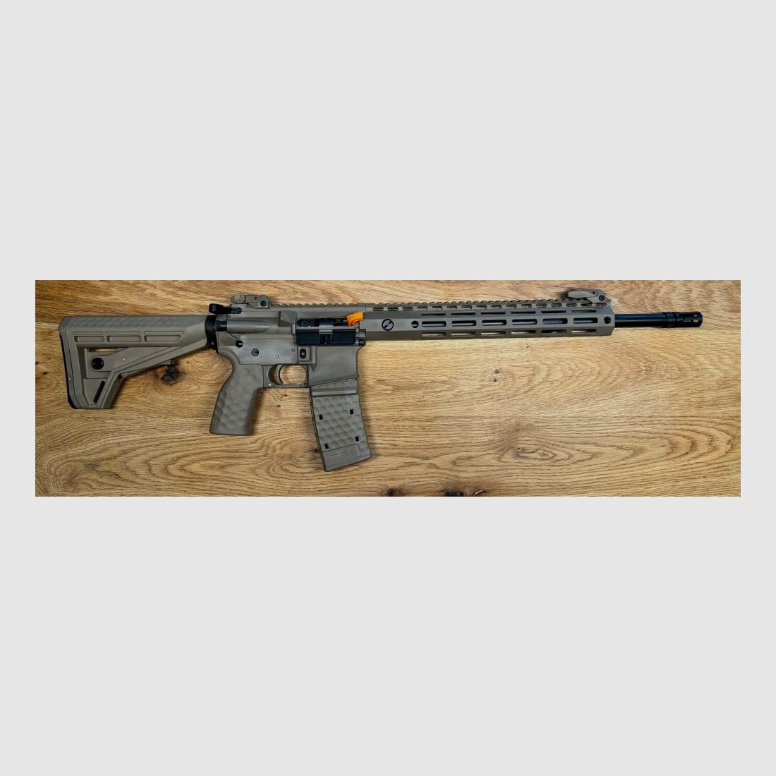 Oberland Arms	 OA-15 M5, Lauf 16,75",BL M-LOK Handguard 13" slim, OA M4-Schaft