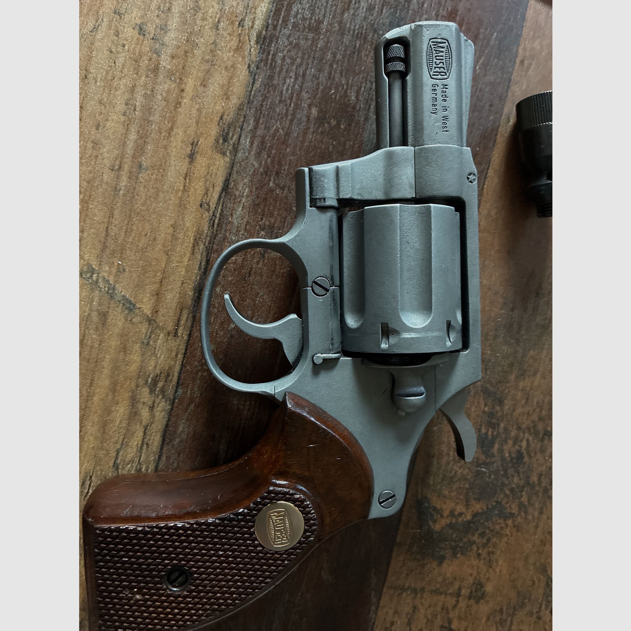 Rewolwer Mauser Mod K50