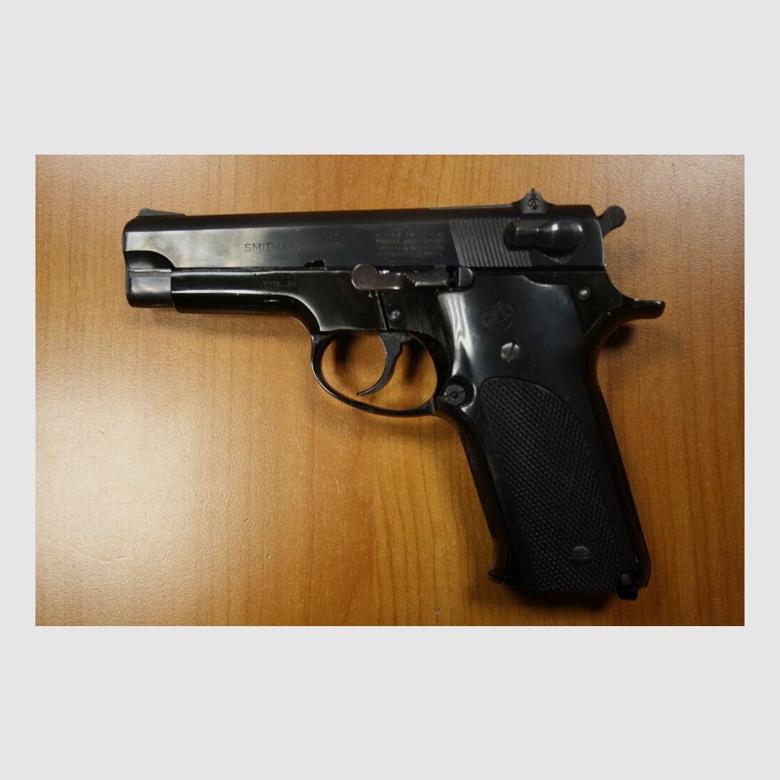Smith & Wesson S&W Mod 59 Kaliber 9mm Luger von 1975 59