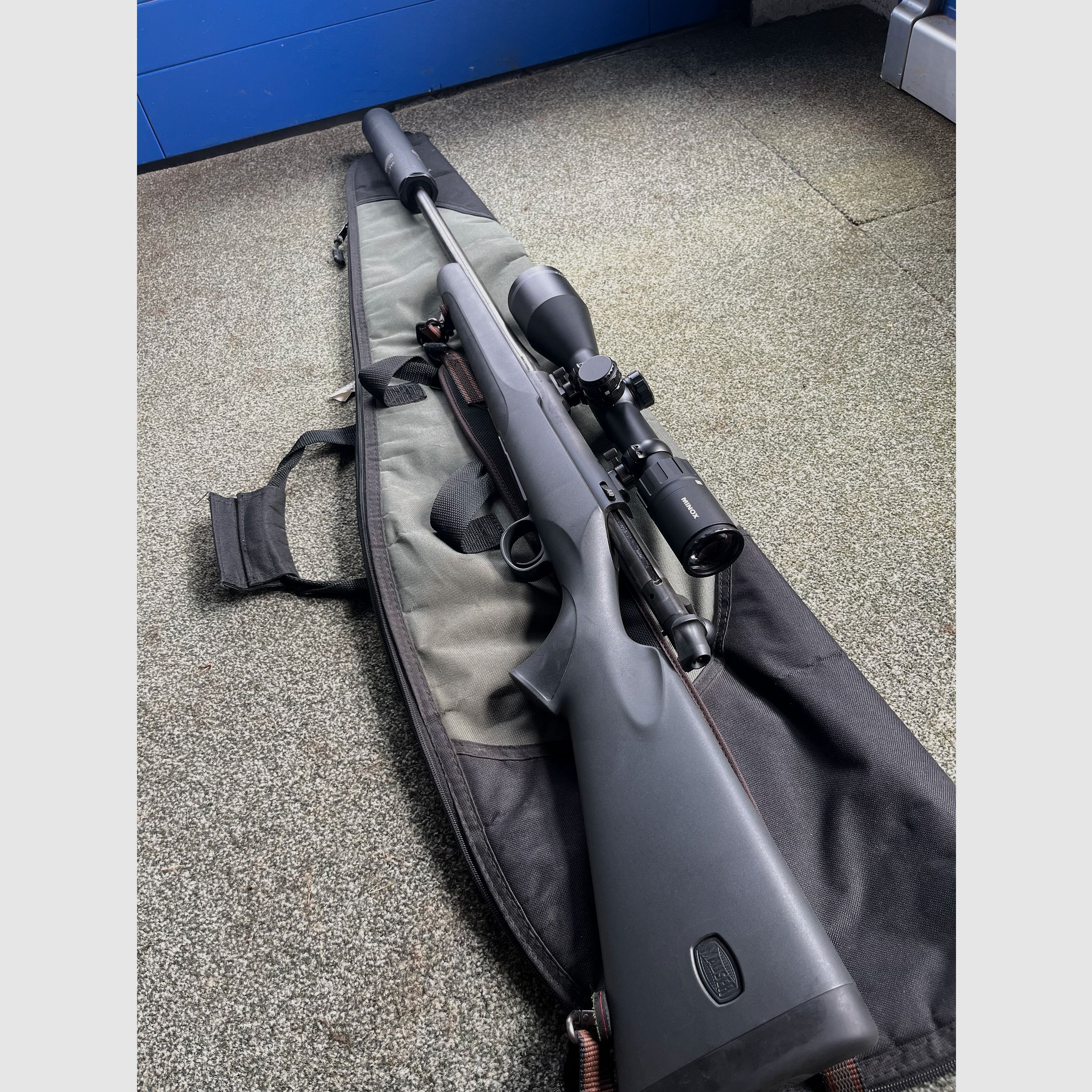 Mauser M18 Kaliber 8x57is  mit Minox 3-15x56 und Mauser Schalldämpfer 