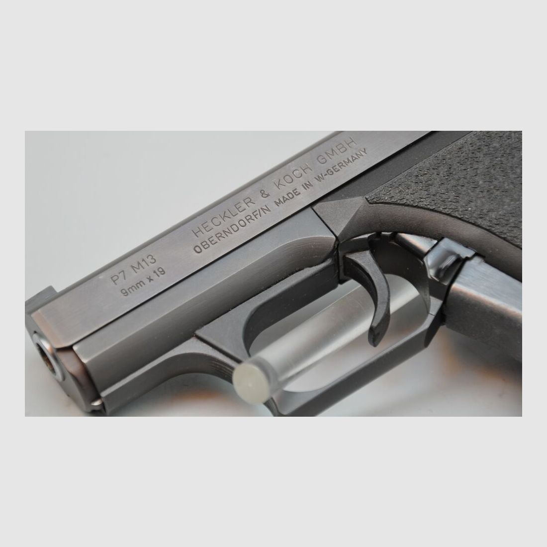 Heckler & Koch P7 M13 9mmLuger