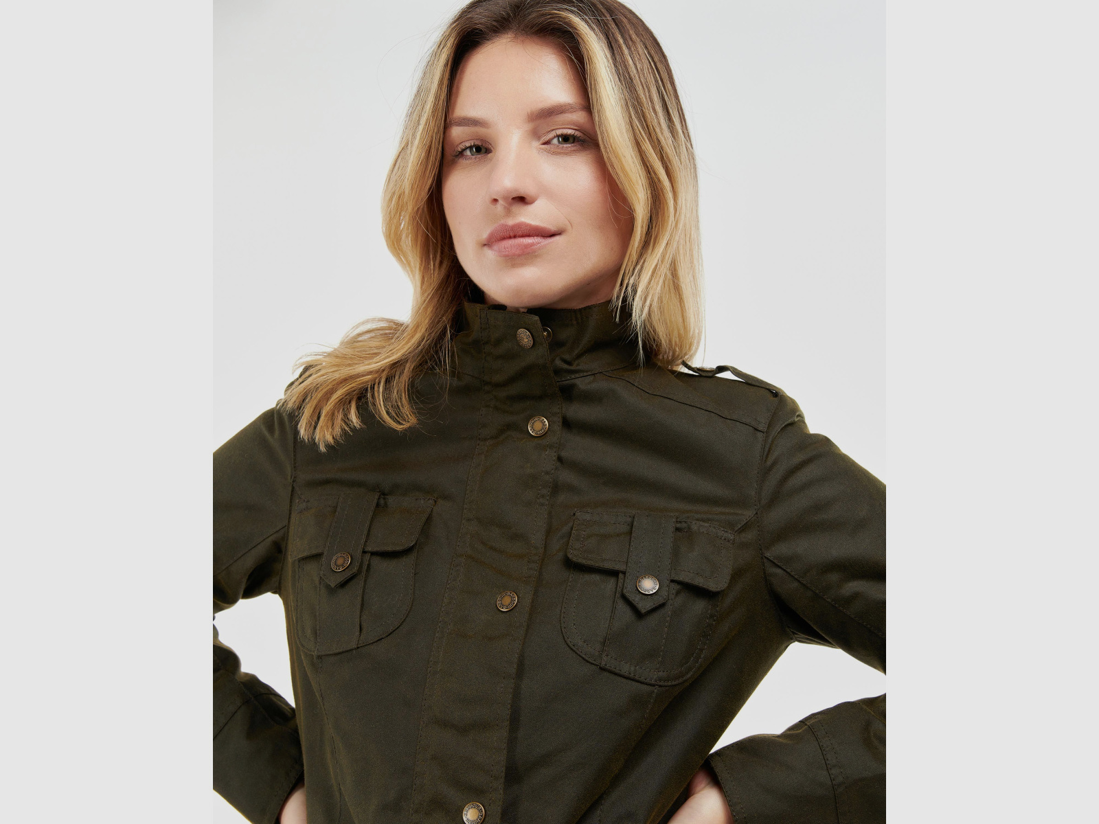 BARBOUR Wachsjacke Winter Defence Oliv