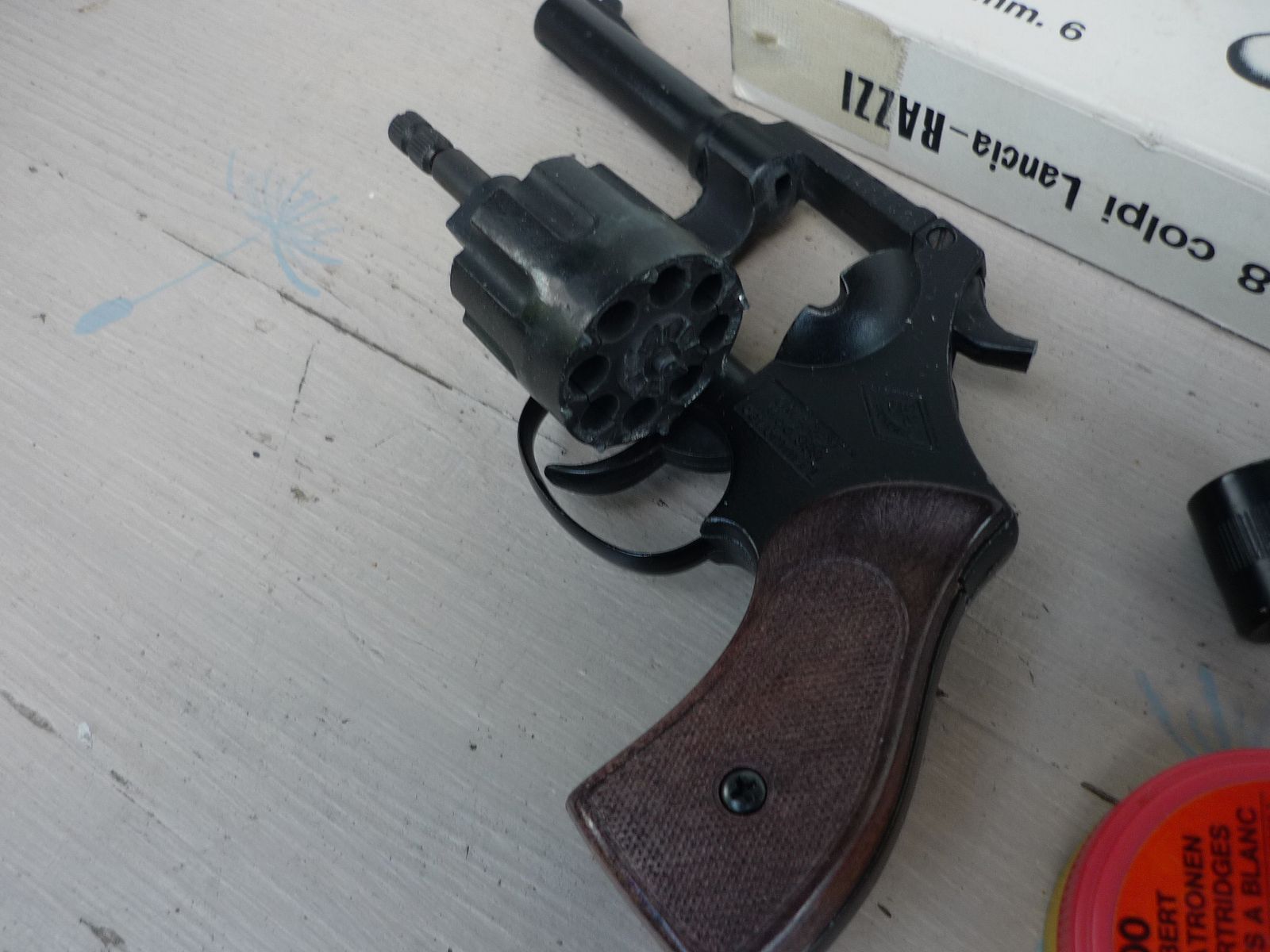 Revolver a salve Lancia RAZZI 6mm