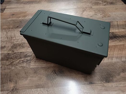 Boîte à munitions NATO Ammo Box boîte en métal boîte de transport cal. 50