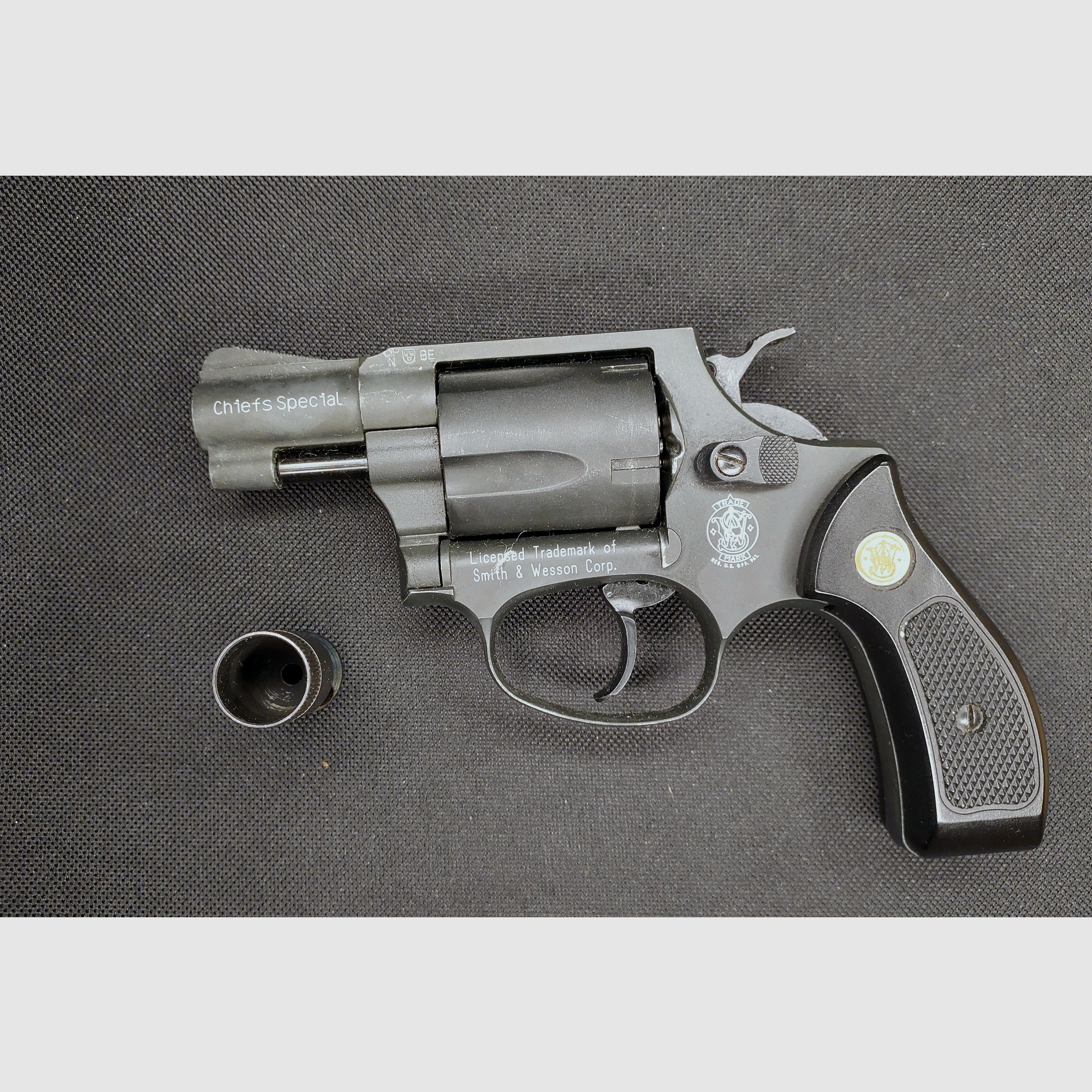 Smith & Wesson Chiefs Special Schreckschussrevolver Kal. 9mm R.K. brüniert (PTB 794)