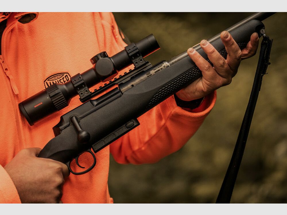 Blaser Group GmbH MAUSER 25 EXTREME Straight Pull Repeater .308 Win. + MINOX RS-4 1-4x24